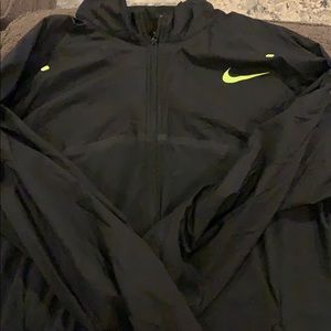 Nike windbreaker run jacket